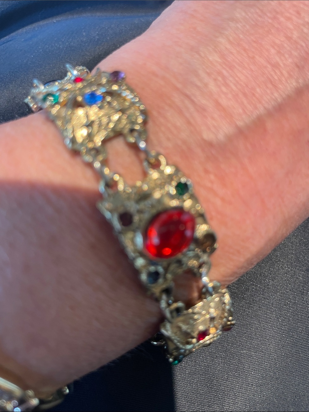 Vintage gold tone link Multi-Colored cabachon Bracelet